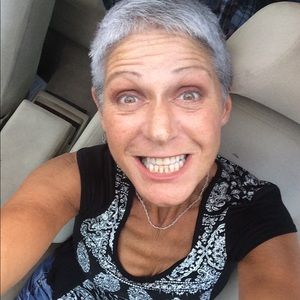 Meet your Posher, Lisa